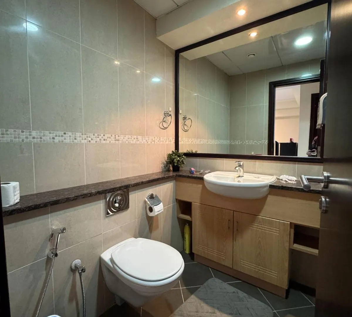 Click Stay - Jlt - 2 Bedroom & Balcony Lakes View Entire Apartment -Ss Dubai